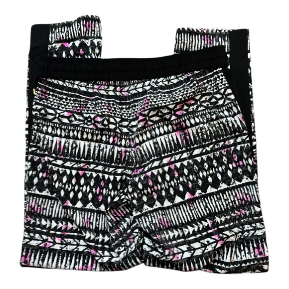 Express Pull Up Pants - Picture 6 of 6